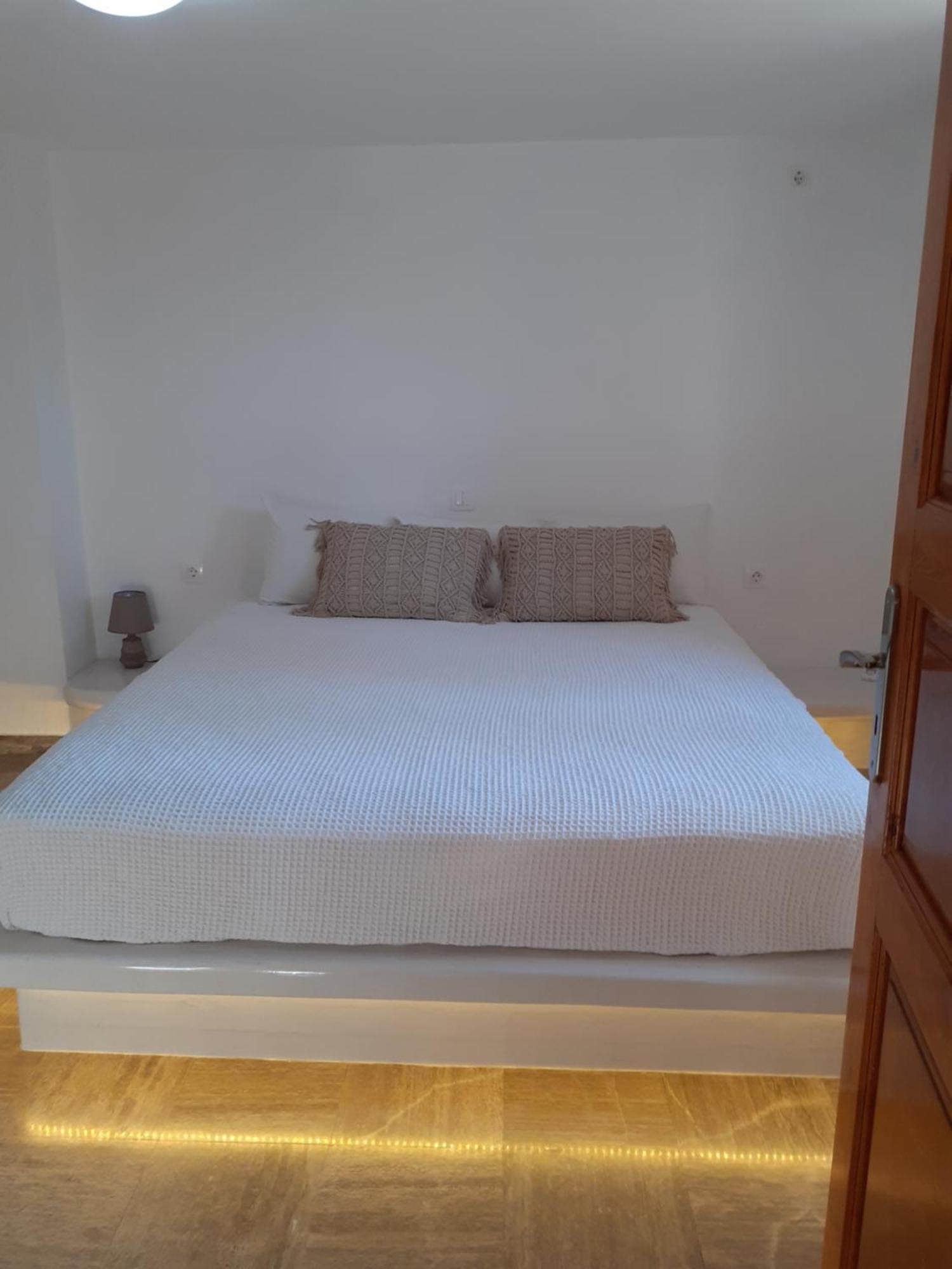 Sea Bliss Villas Karterados  Phòng bức ảnh